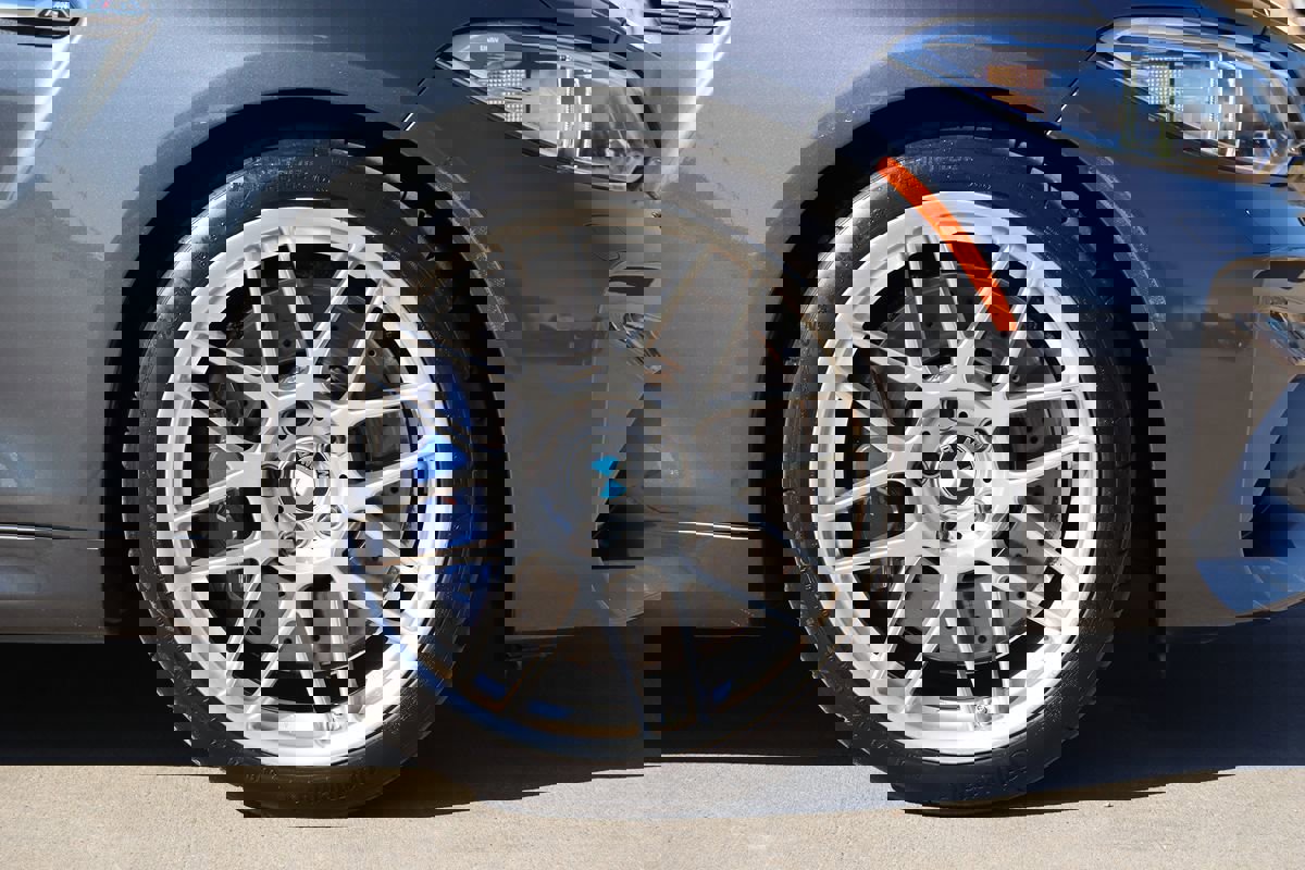 Used 2017 BMW M2 image 6