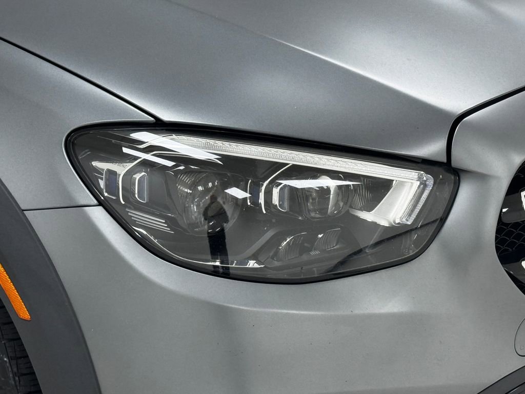 Used 2021 Mercedes-Benz E 450 4MATIC All-Terrain Wagon image 43