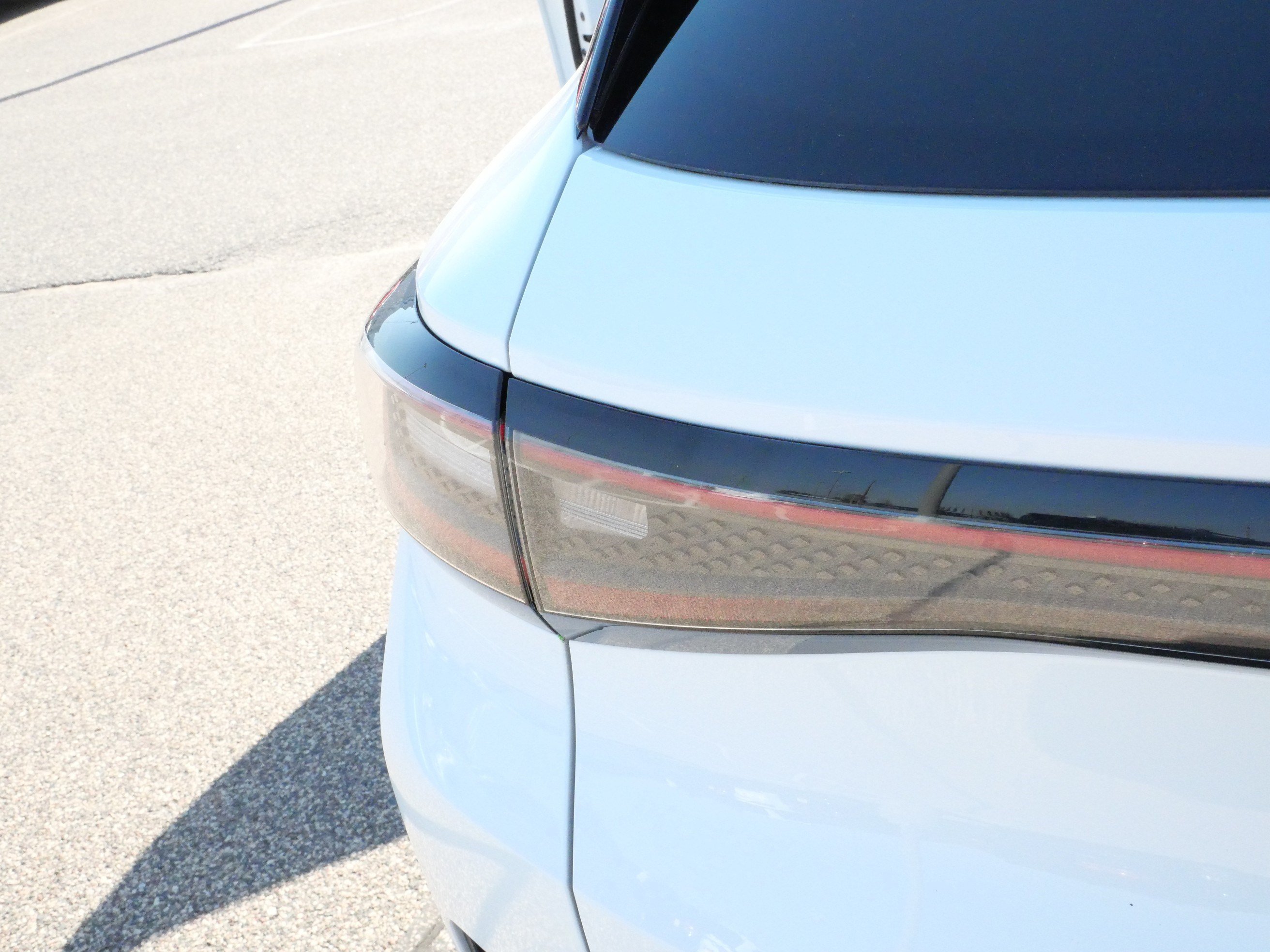 Certified 2024 Volkswagen ID.4 Pro AWD/4WD image 17