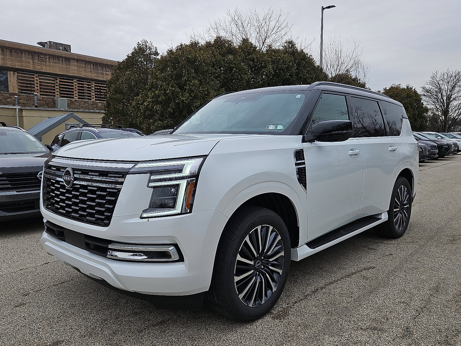 New 2026 Nissan Armada Platinum Reserve image 3