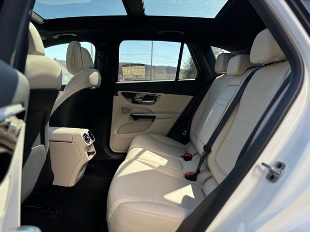 Used 2026 Mercedes-Benz GLC 300 4MATIC image 22