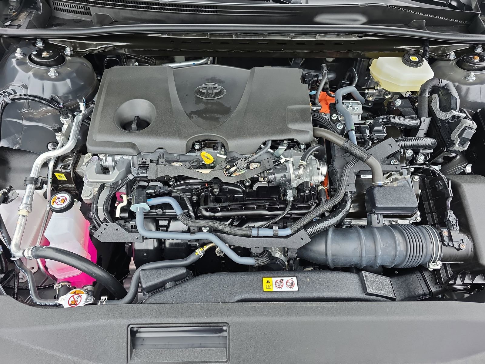 Used 2026 Toyota Camry LE FWD image 28