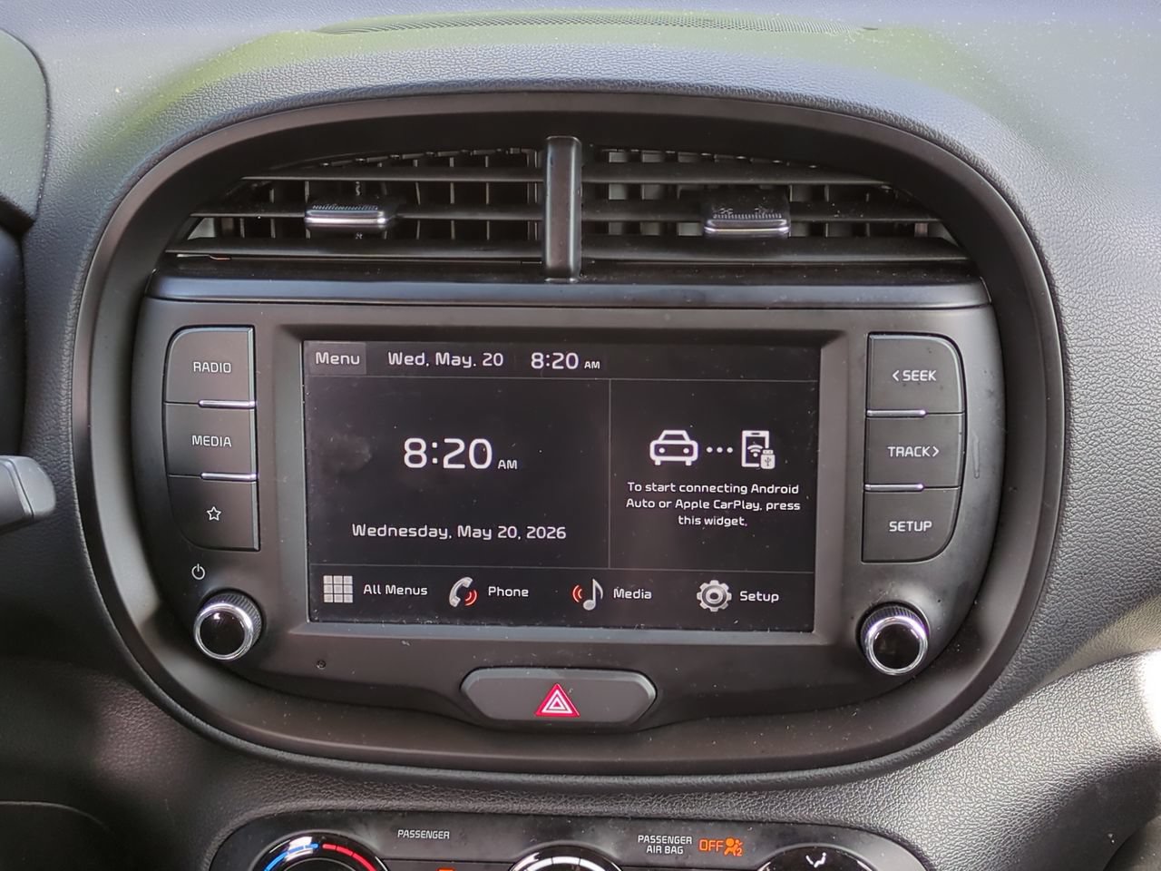 Certified 2025 Kia Soul LX w/ LX Technology Package FWD image 18