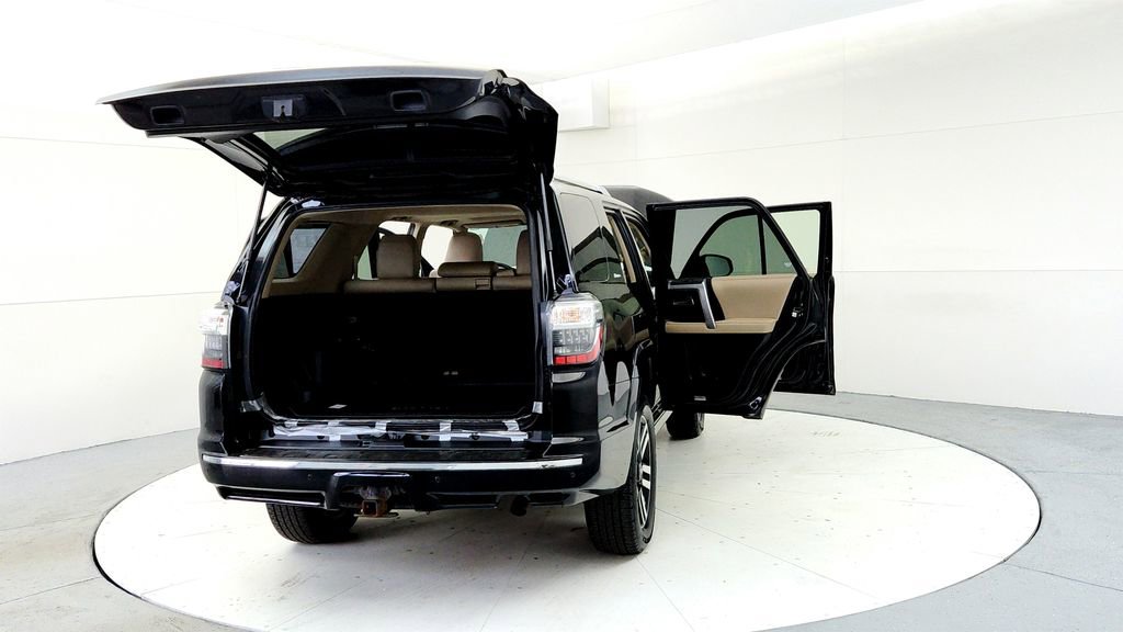 Used 2015 Toyota 4Runner Limited AWD/4WD image 11