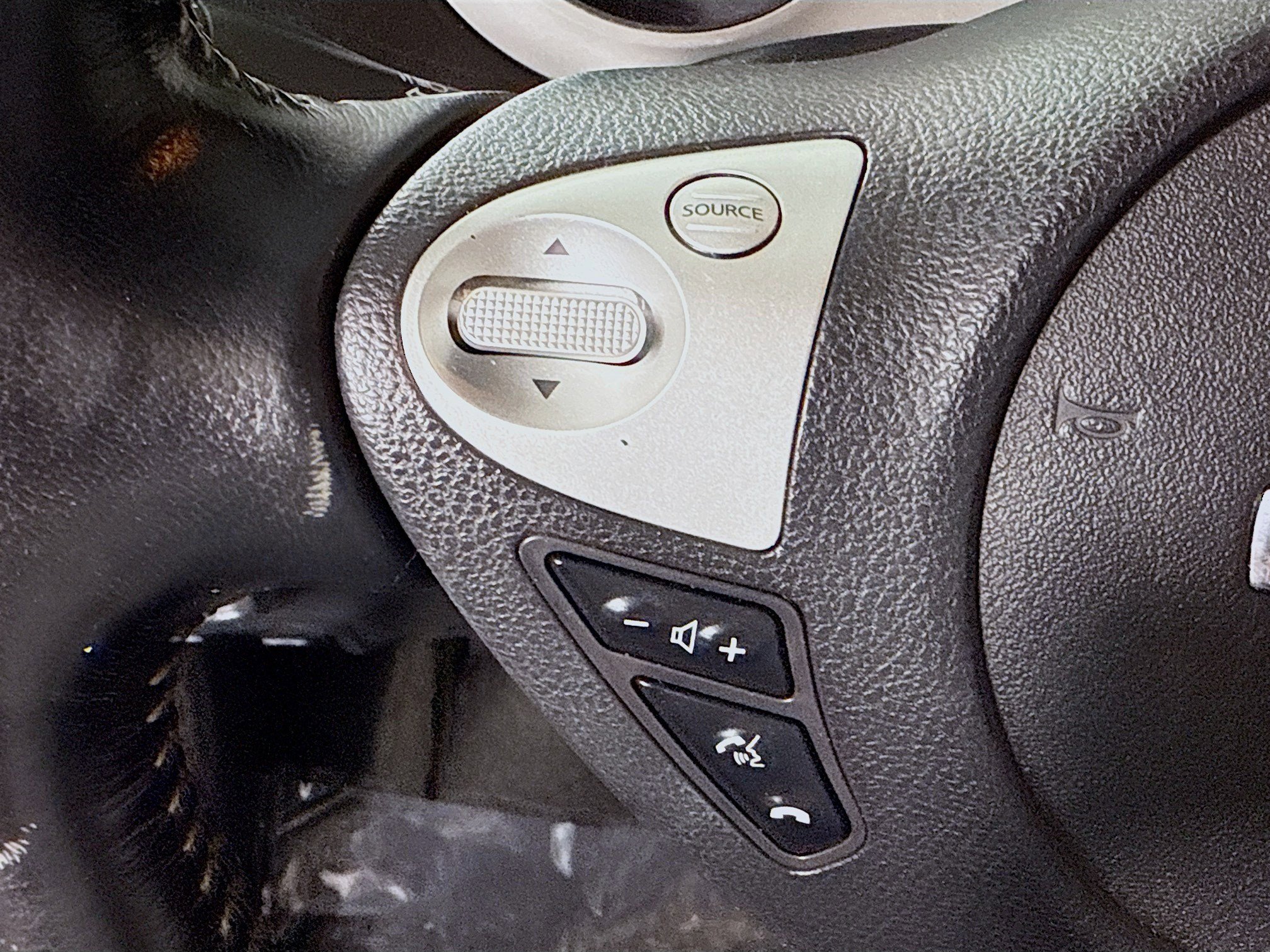 Used 2017 Nissan Juke SV image 14