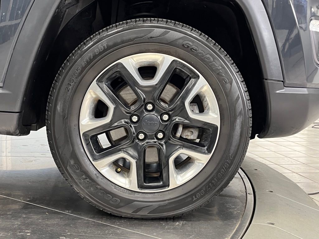 Used 2018 Jeep Compass Trailhawk w/ Leather Interior Group image 10