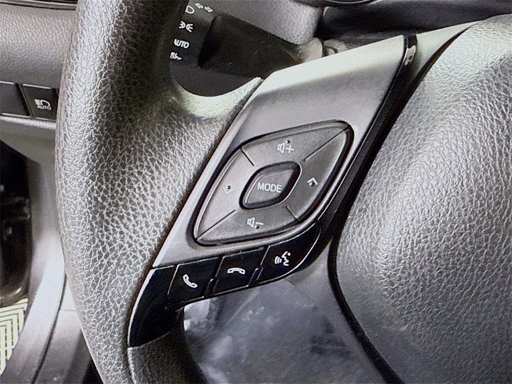 Certified 2019 Toyota C-HR LE image 20