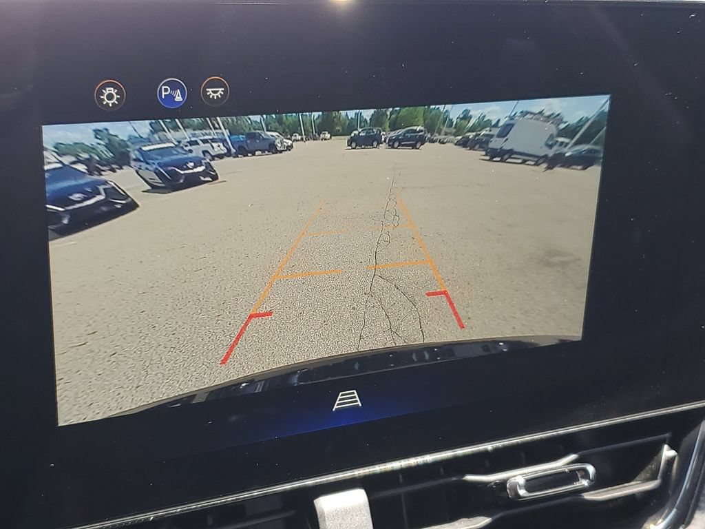 Certified 2025 Chevrolet Equinox RS FWD image 17