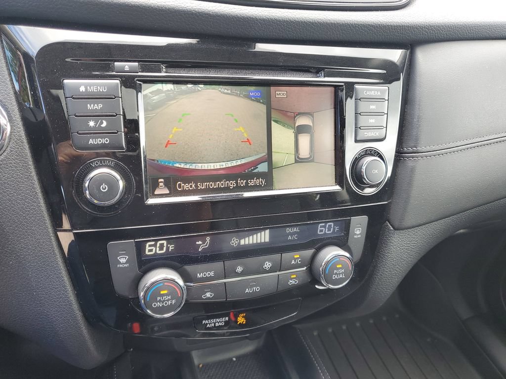 Used 2020 Nissan Rogue SL w/ Premium Package AWD/4WD image 22