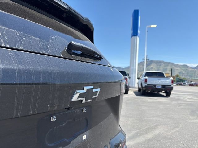 Used 2025 Chevrolet Equinox RS AWD/4WD image 4