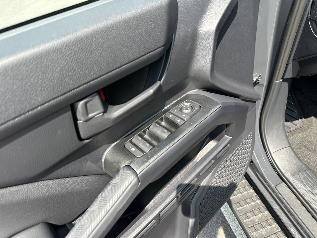 Used 2026 Toyota 4Runner SR5 AWD/4WD image 15