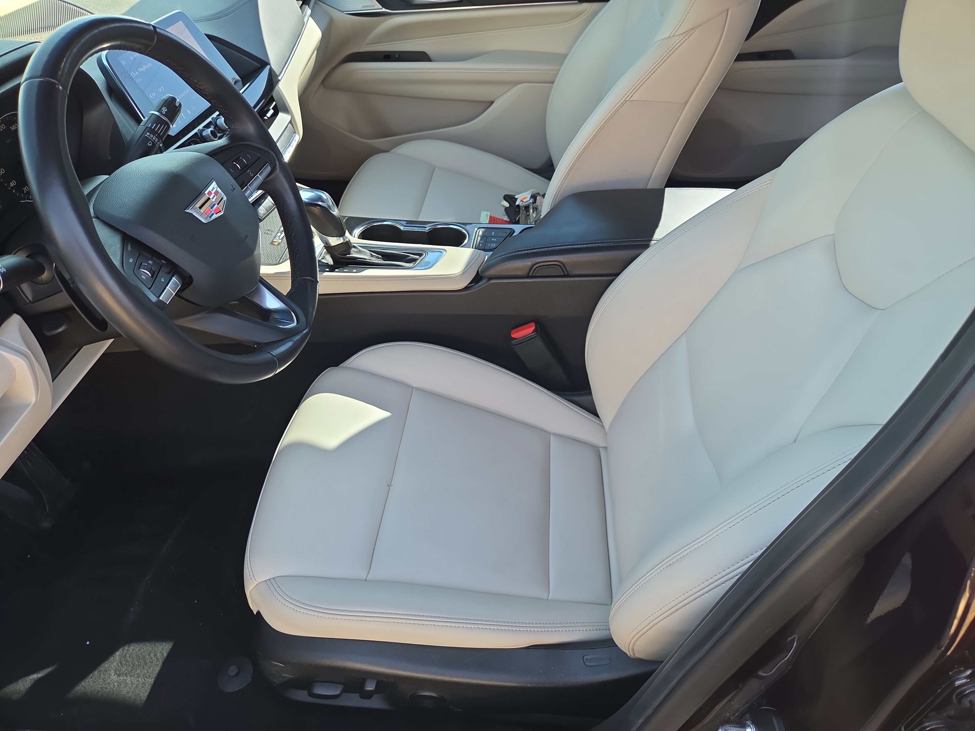 Used 2022 Cadillac CT4 Luxury w/ Sun And Sound Package image 5