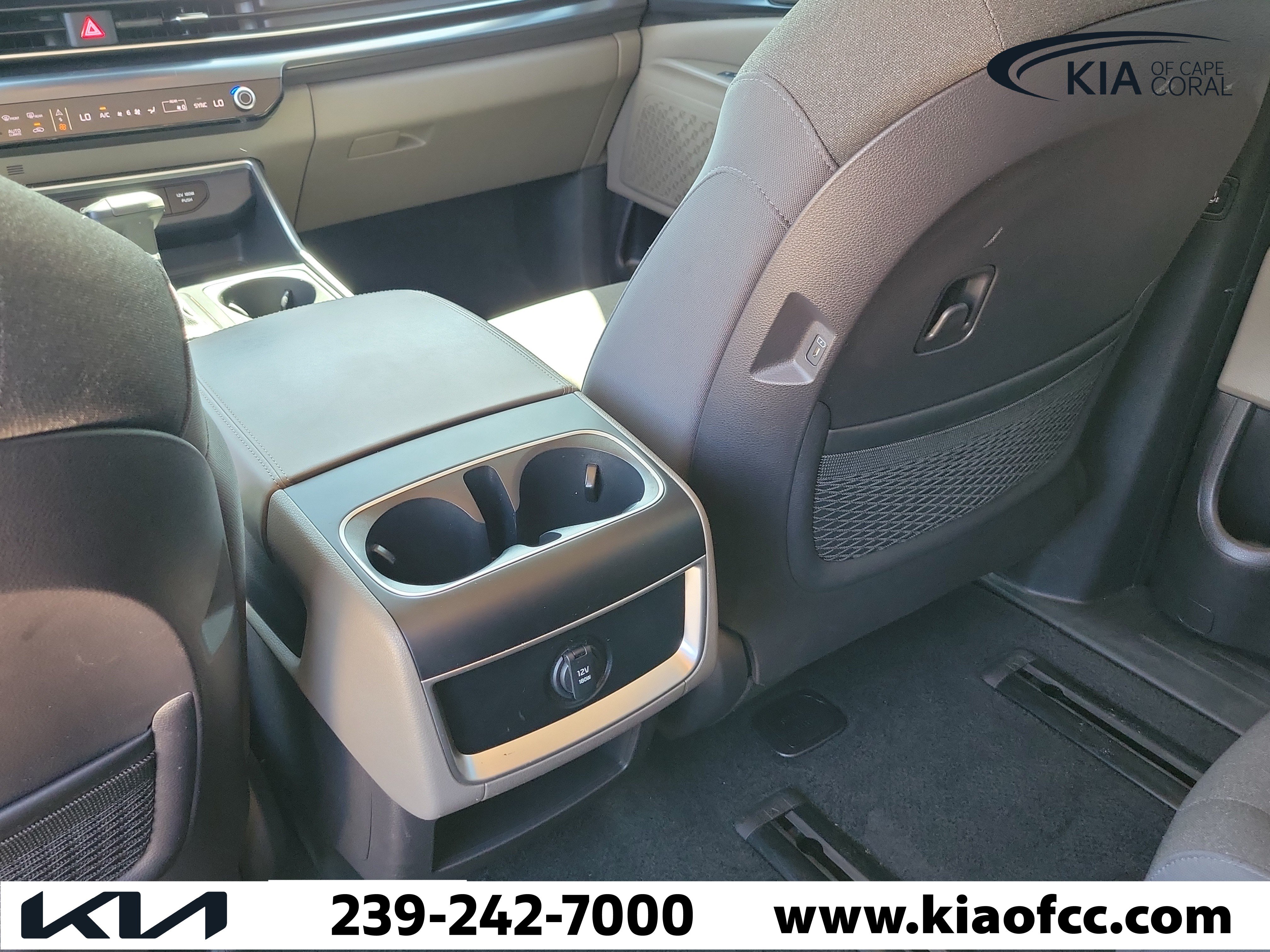 Certified 2025 Kia Carnival LX FWD image 13