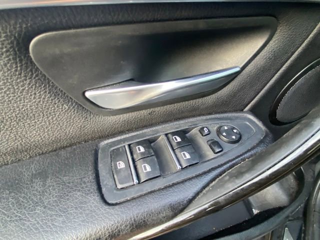 Used 2018 BMW 330i Sedan image 19