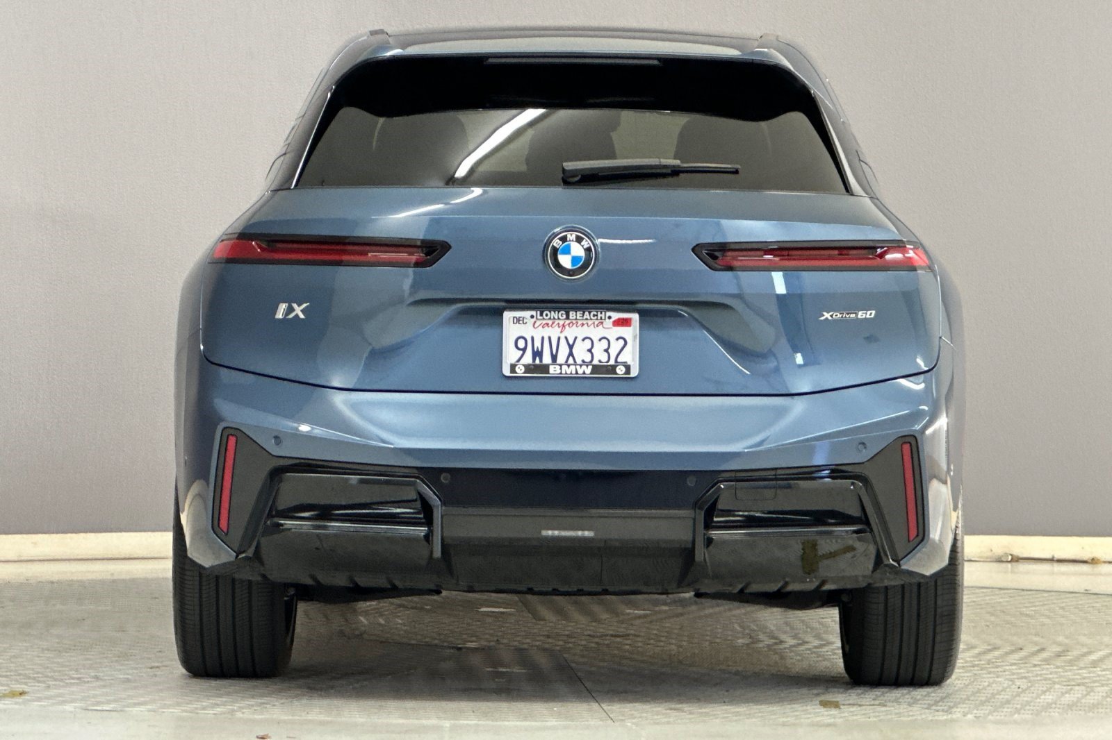 Used 2026 BMW iX xDrive60 w/ M Sport Package AWD/4WD image 10
