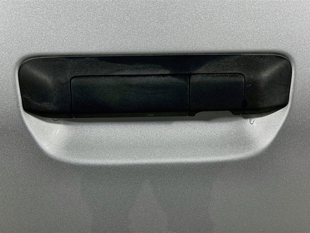 Used 2010 Toyota Tacoma 2WD Regular Cab image 18