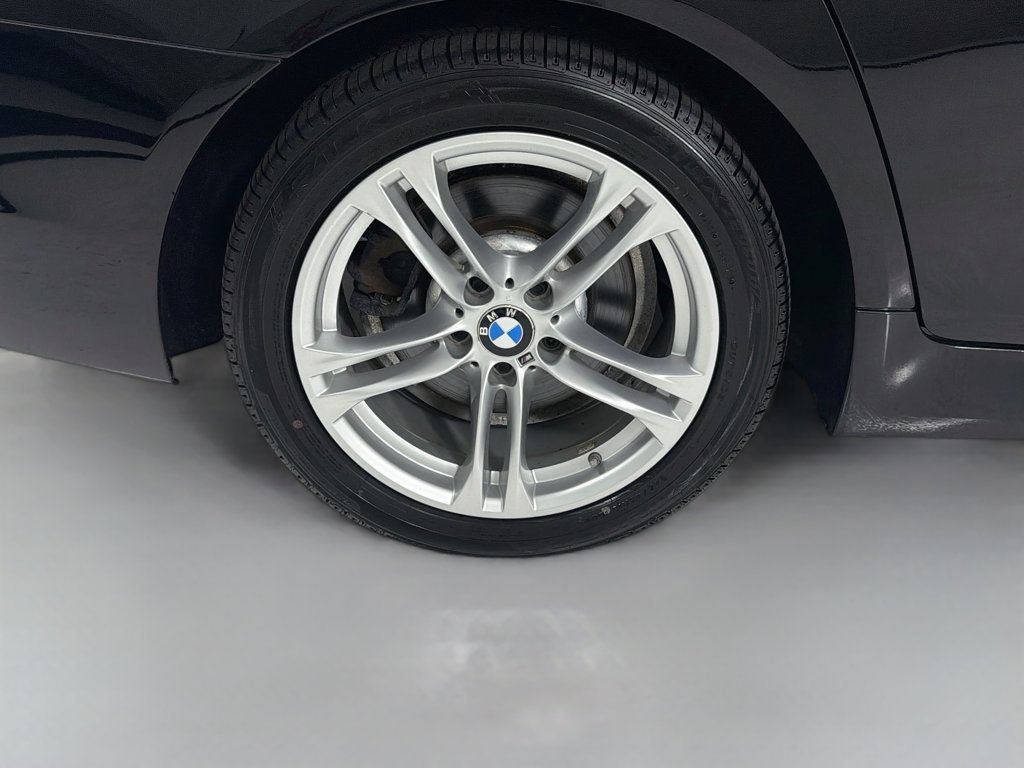 Used 2015 BMW 528i xDrive Sedan AWD/4WD image 35