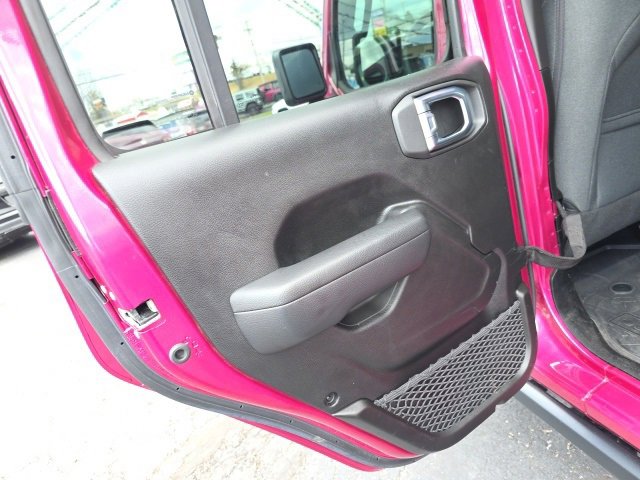 Used 2024 Jeep Gladiator Sport image 33