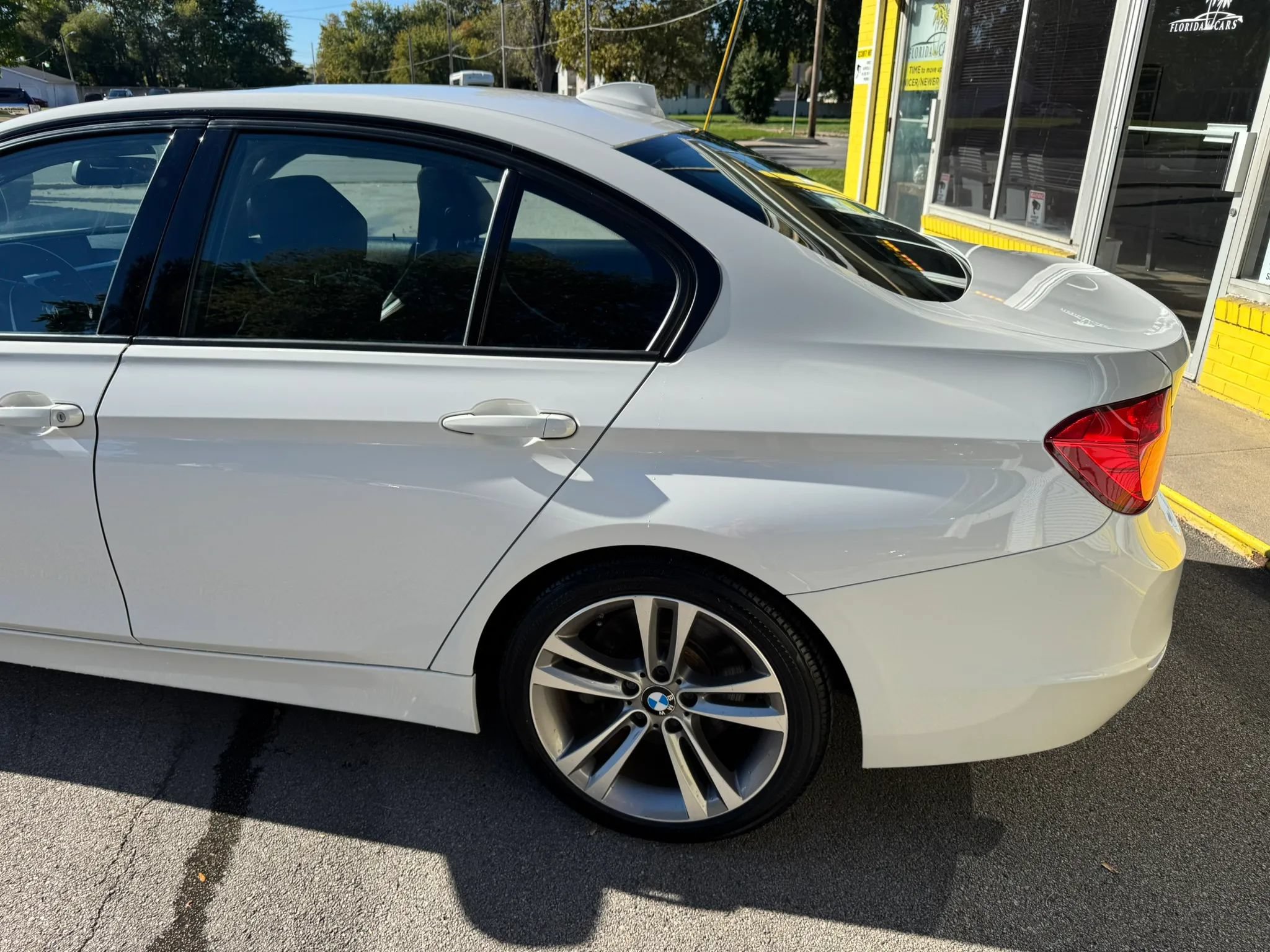 Used 2013 BMW 335i Sedan RWD image 5