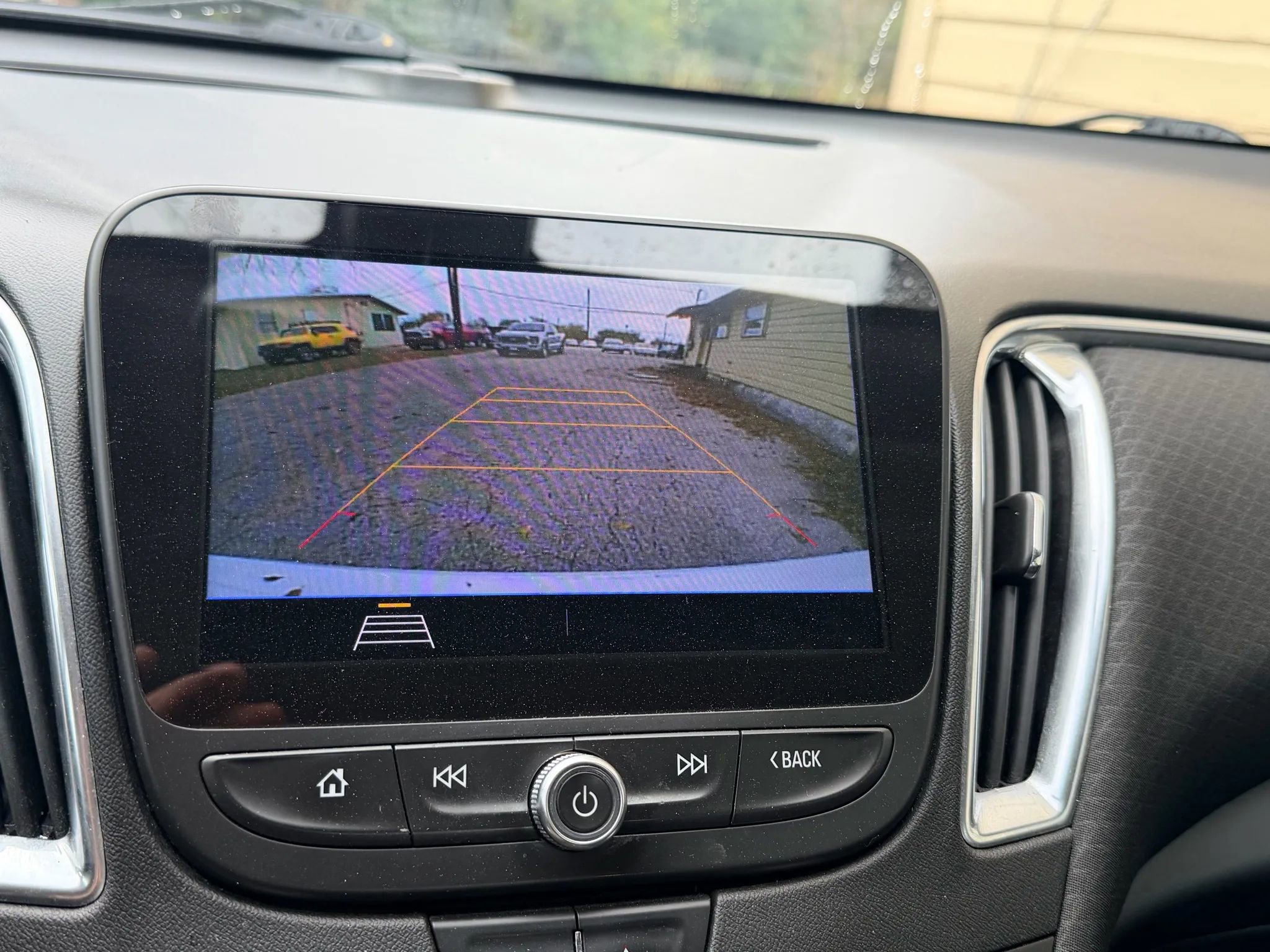 Used 2020 Chevrolet Malibu LT FWD image 10
