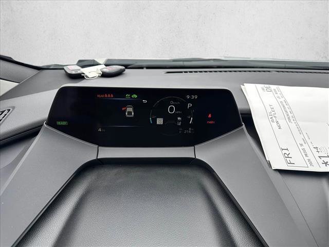 New 2026 Toyota Prius Plug-In Hybrid FWD image 12