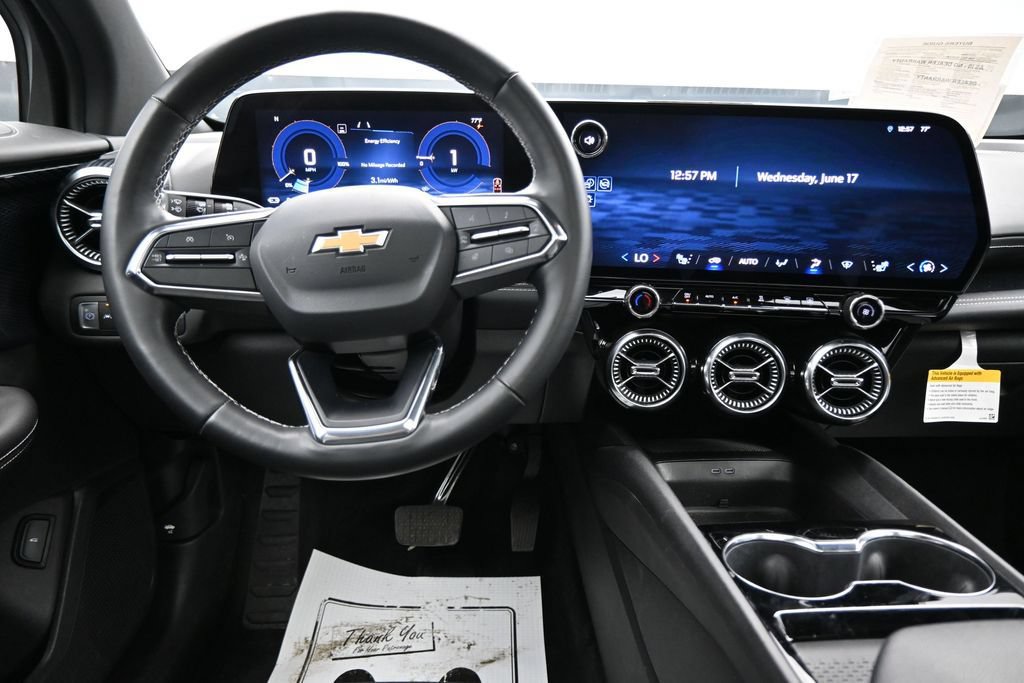 Used 2024 Chevrolet Blazer EV LT AWD/4WD image 15