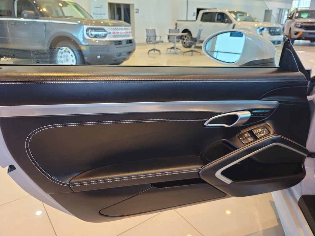 Used 2024 Porsche 718 Boxster GTS image 9