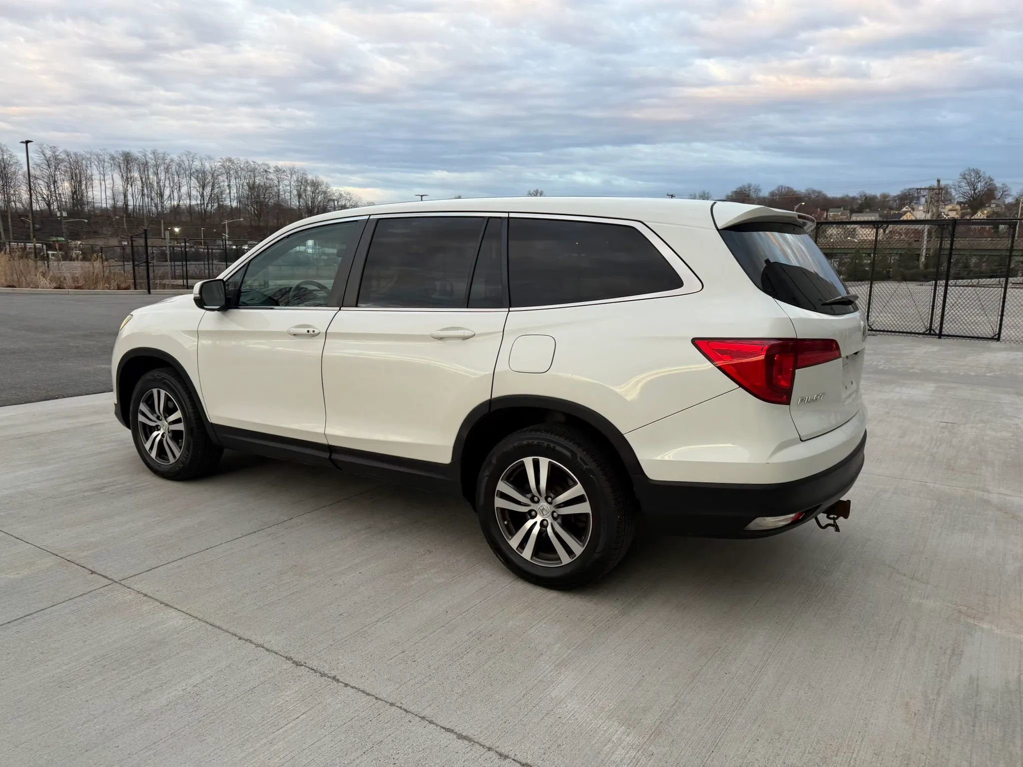 Used 2016 Honda Pilot EX image 7
