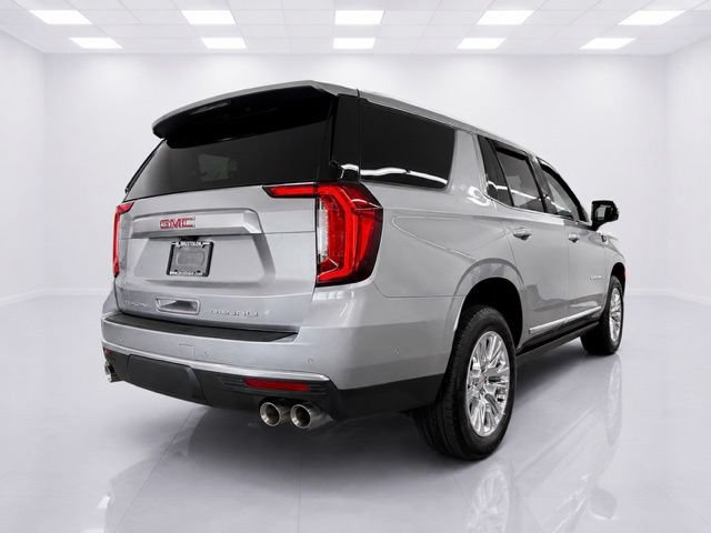 Used 2024 GMC Yukon Denali w/ Advanced Technology Package AWD/4WD image 7