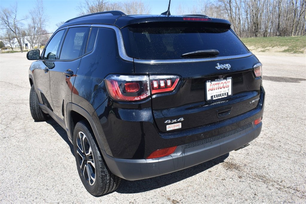 Used 2022 Jeep Compass Limited image 5