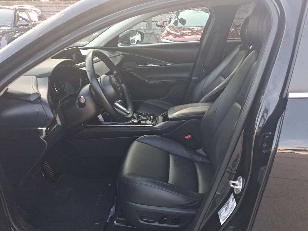 Used 2025 MAZDA CX-30 AWD 2.5 S w/ Preferred Package image 4