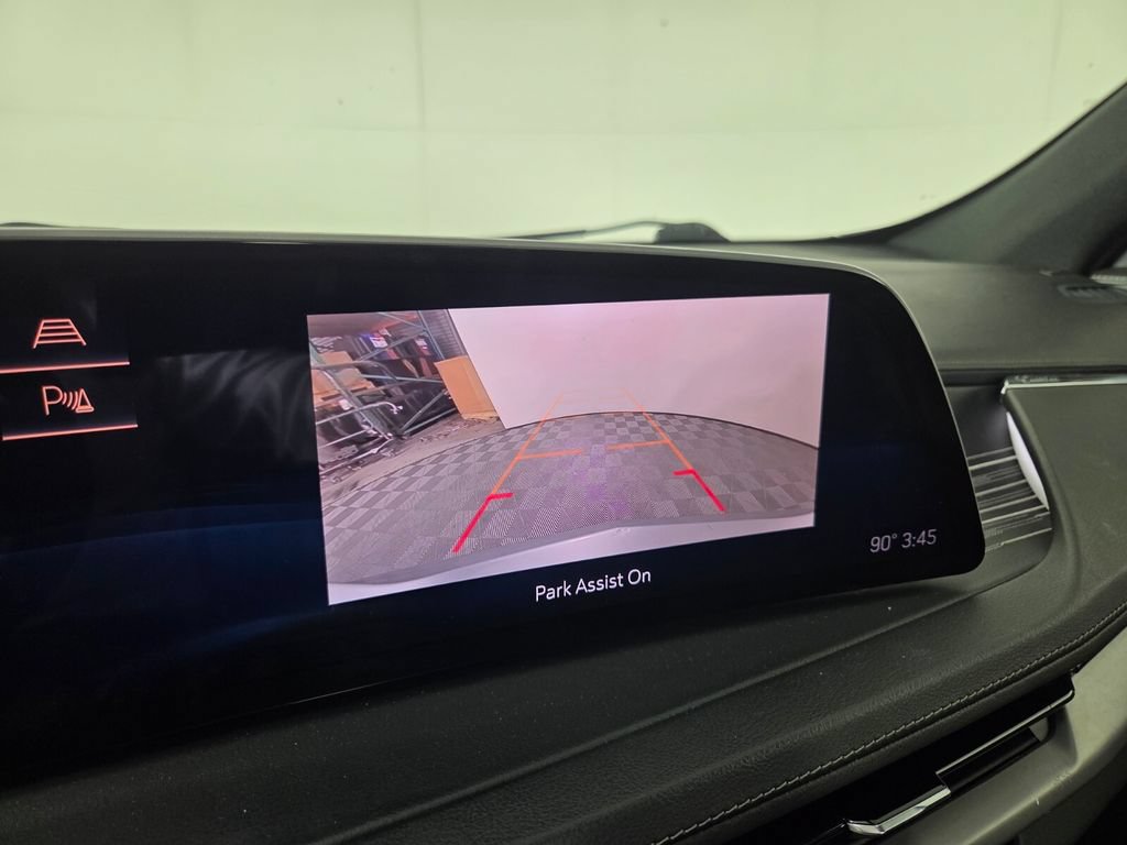 Used 2024 Cadillac XT4 Premium Luxury FWD image 12