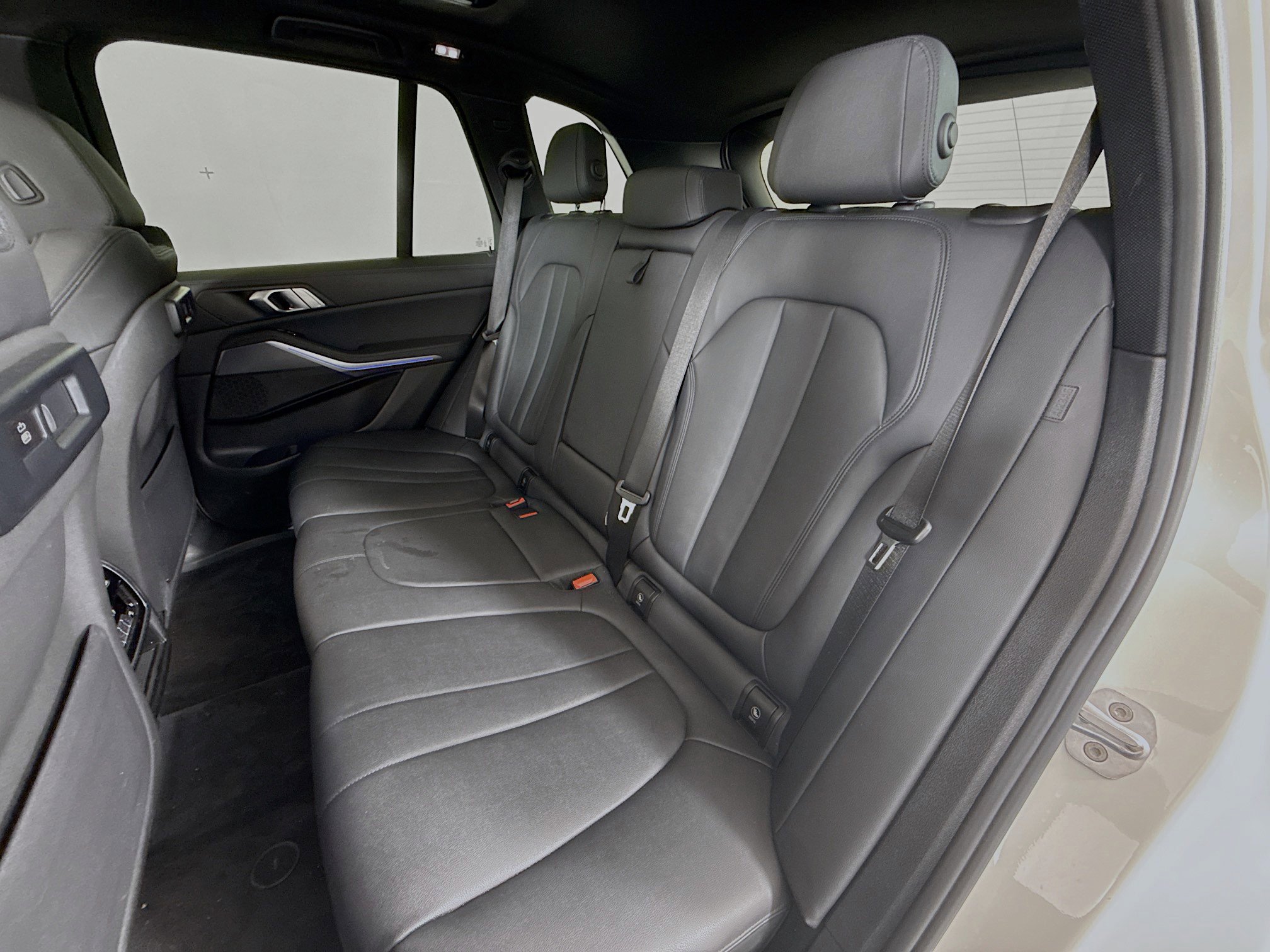 Used 2020 BMW X5 xDrive40i w/ Convenience Package image 23