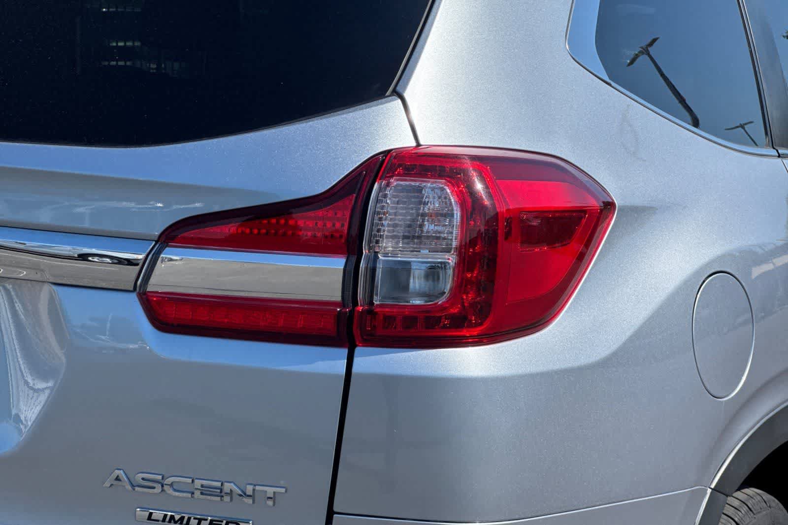 Used 2021 Subaru Ascent Limited w/ Technology Package AWD/4WD image 31