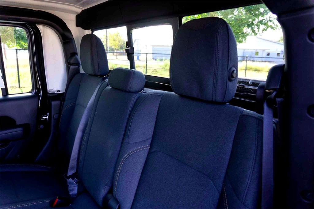 New 2026 Jeep Gladiator Willys image 18