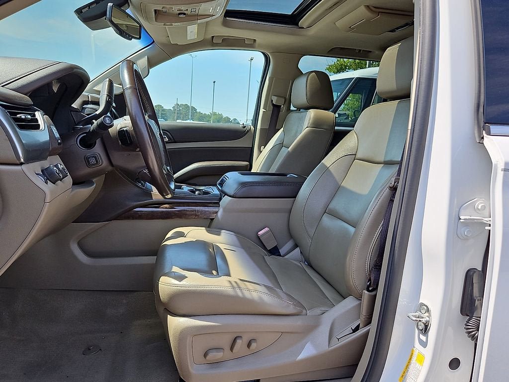 Certified 2020 Chevrolet Suburban LT AWD/4WD image 15