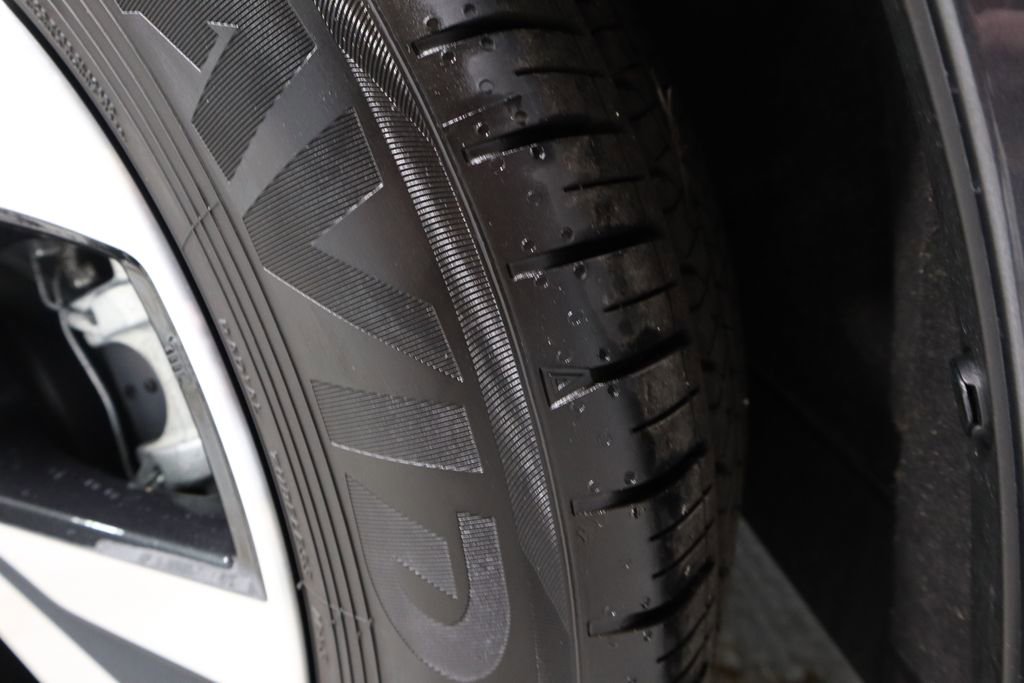 Used 2025 Subaru Legacy Premium AWD/4WD image 21
