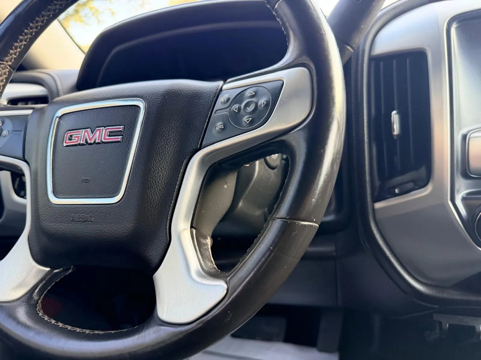 Used 2017 GMC Sierra 1500 SLE w/ SLE Value Package RWD image 29