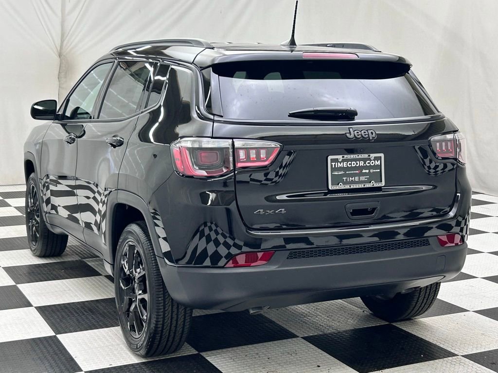 New 2026 Jeep Compass Latitude AWD/4WD image 5