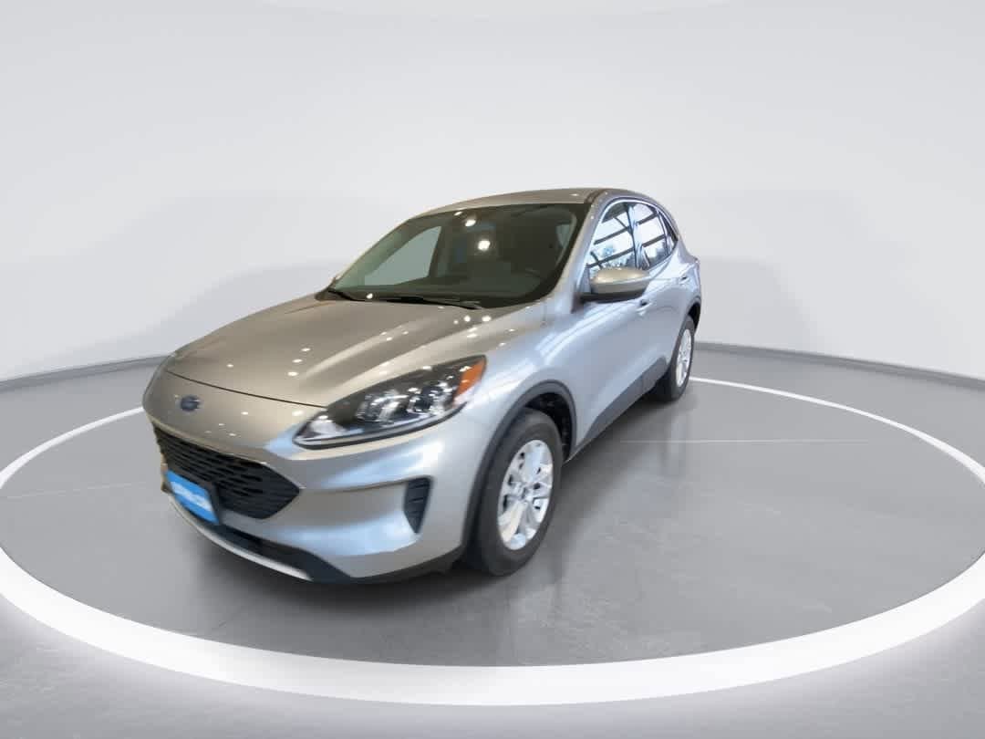 Used 2021 Ford Escape SE w/ Cold Weather Package AWD/4WD image 4
