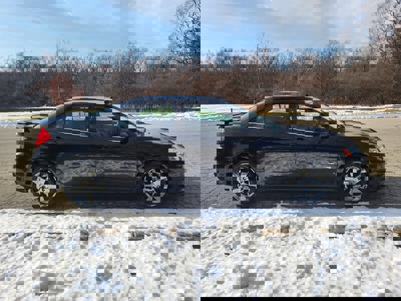 Used 2009 Pontiac G6 GXP w/ Sun And Sound Plus Package image 6