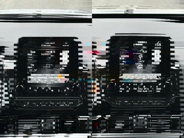 New 2025 Nissan Pathfinder SL w/ SL Premium Package image 27