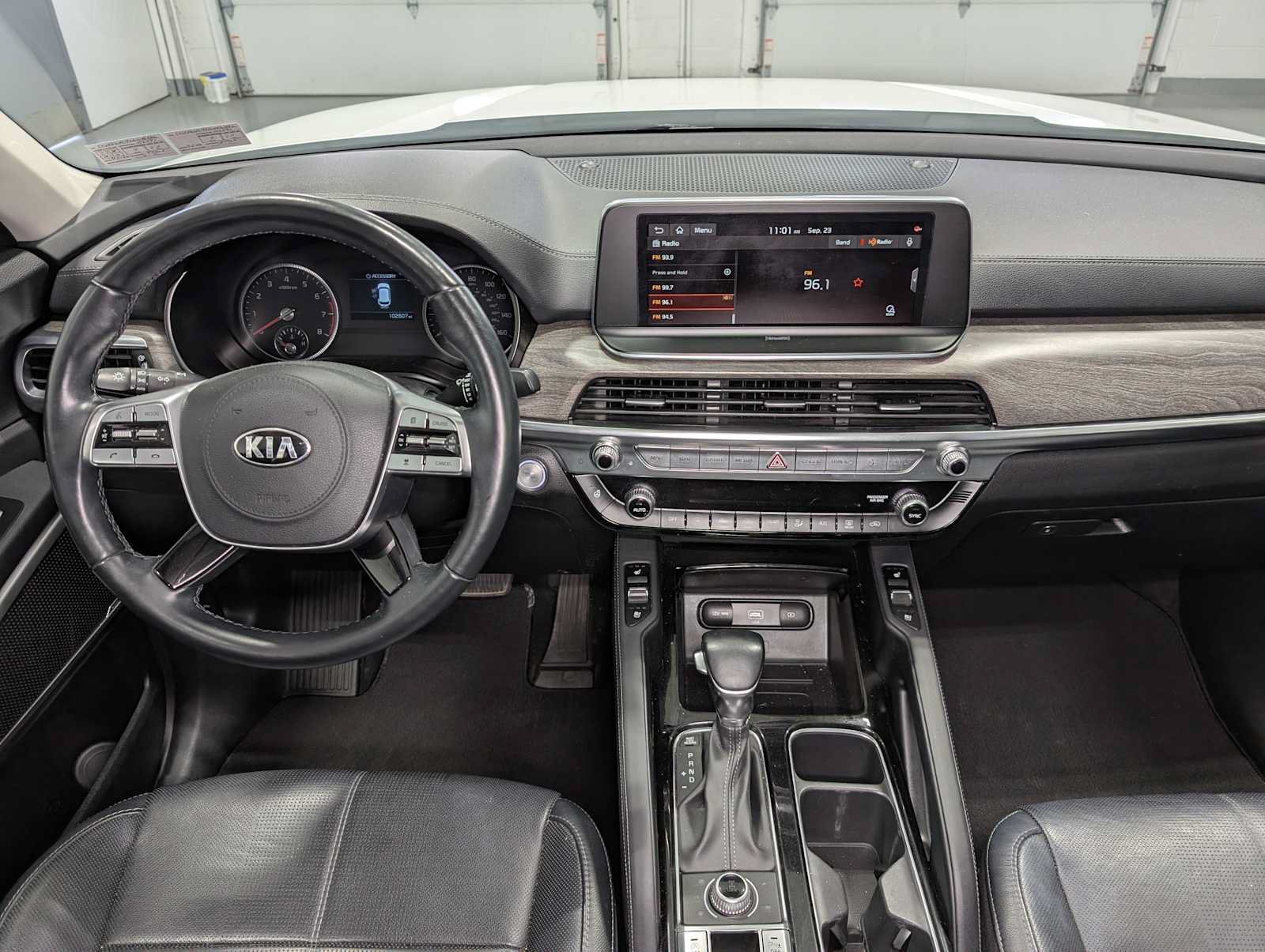 Used 2020 Kia Telluride EX w/ Towing Package AWD/4WD image 18