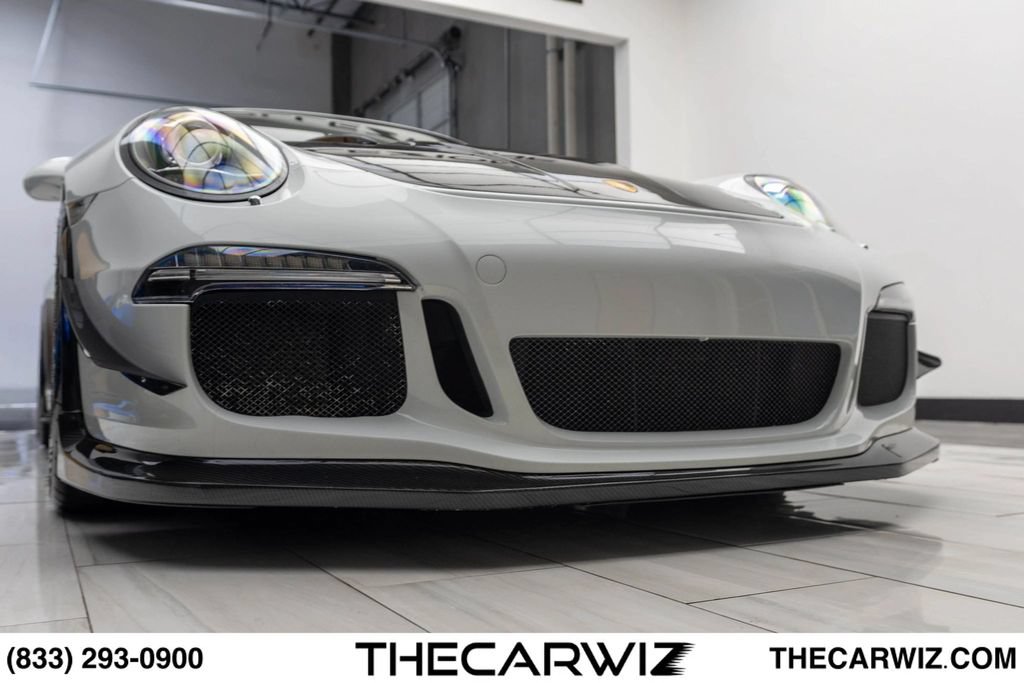 Used 2015 Porsche 911 GT3 RWD image 9