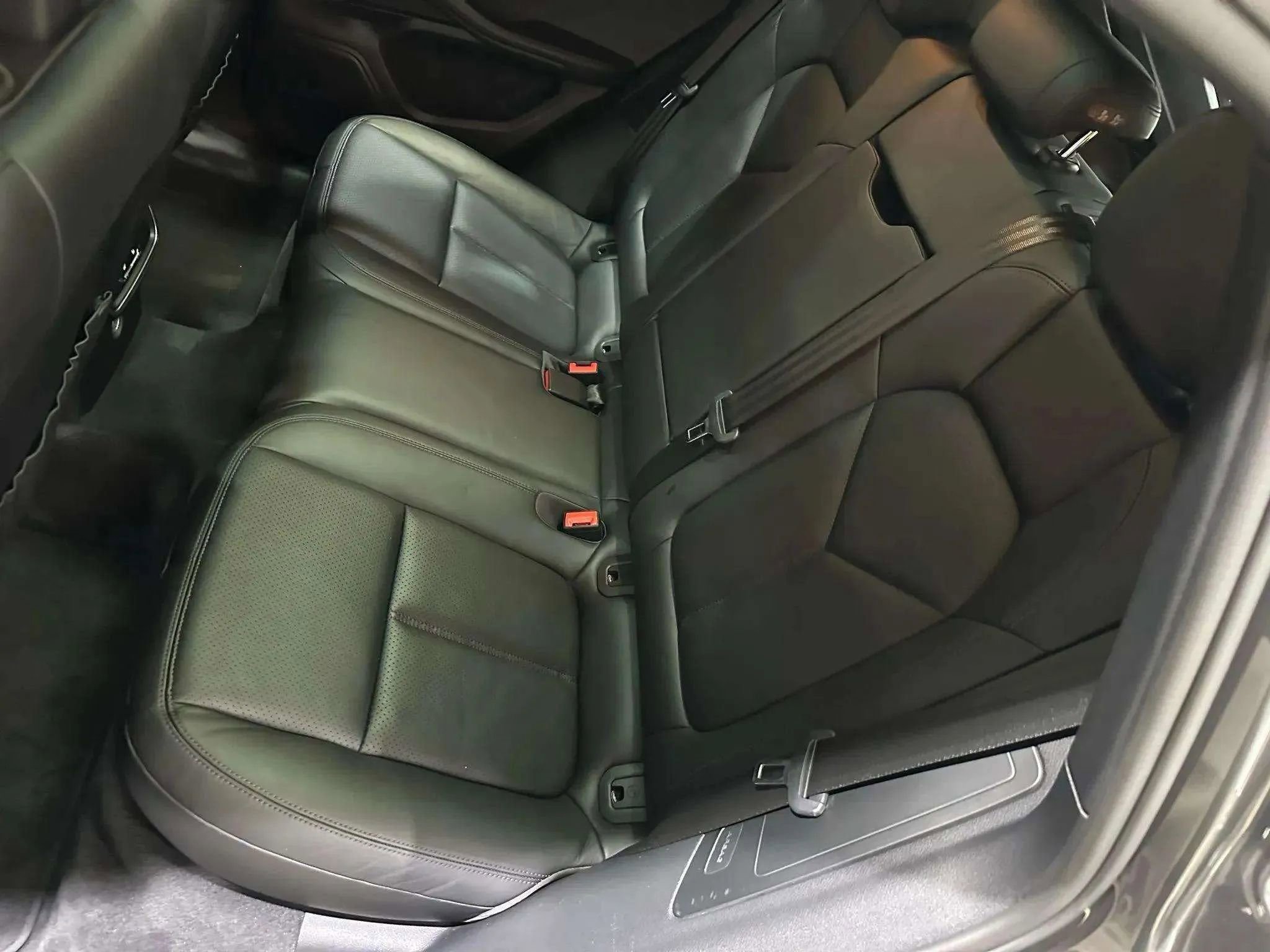 Used 2016 Porsche Macan S image 29