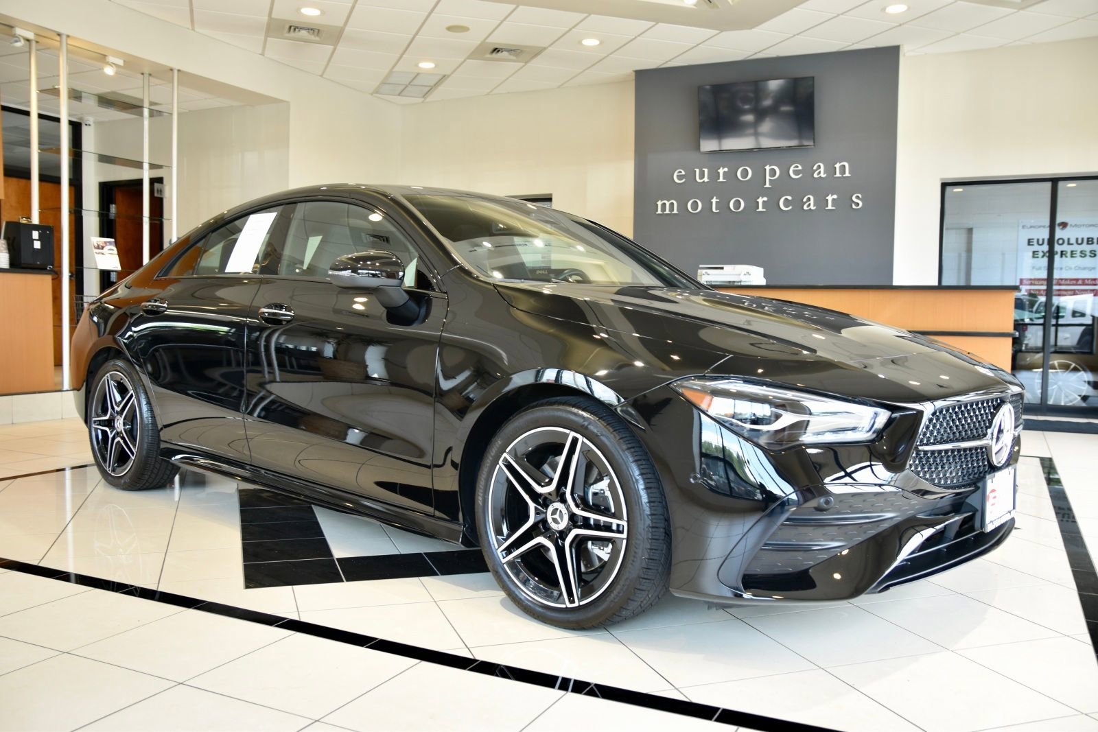 Used 2024 Mercedes-Benz CLA 250 4MATIC image 1