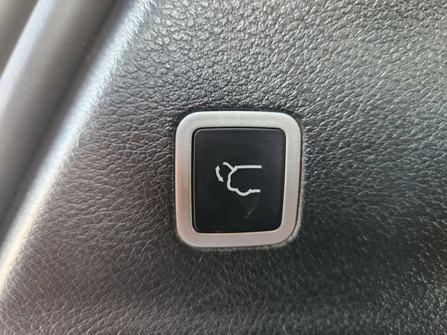Used 2025 Chrysler Pacifica Select FWD image 35