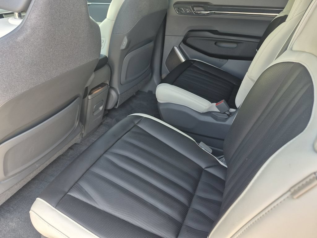 Certified 2024 Kia EV9 GT-Line AWD/4WD image 13
