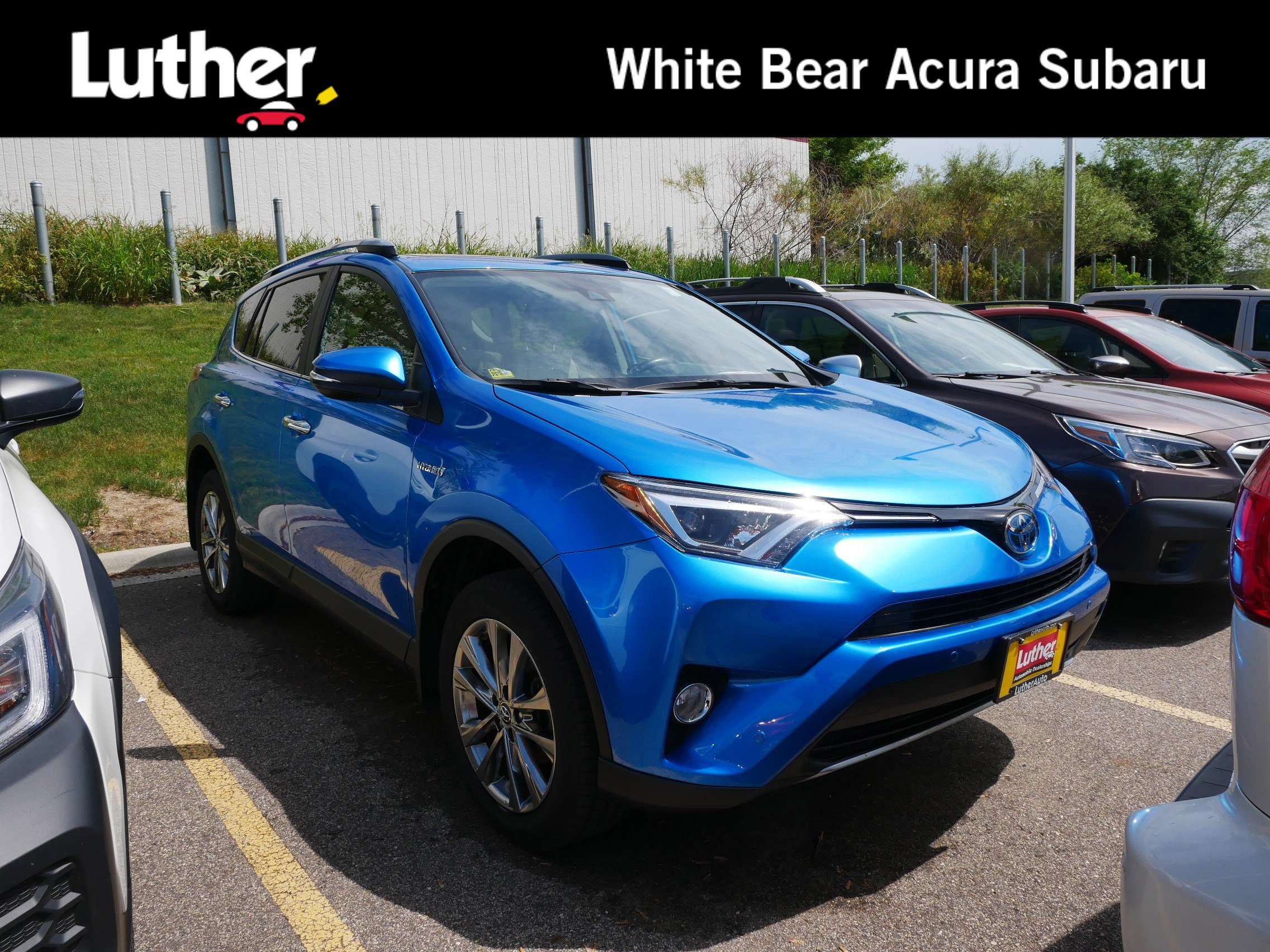 Used 2017 Toyota RAV4 Limited w/ Carpet Mat Package AWD/4WD video 1