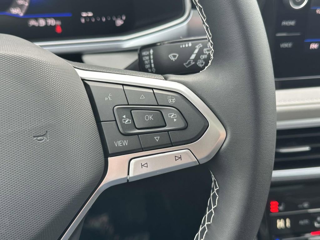 New 2026 Volkswagen Taos SE AWD/4WD image 18